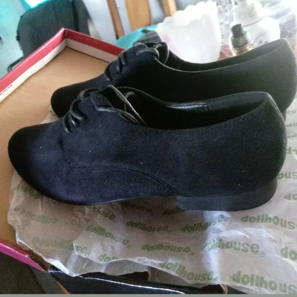 Dollhouse lace up faux suede black oxford